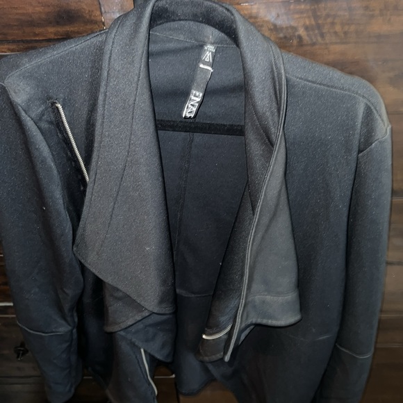 Sexy wide collar fashion jacket great for layering black, mens size medium - Picture 5 of 9